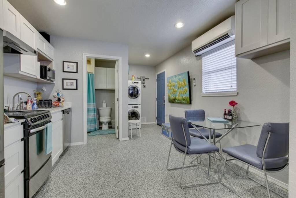 Near To Ouhsc Hospitals-Garage Studio أوكلاهوما سيتي المظهر الخارجي الصورة