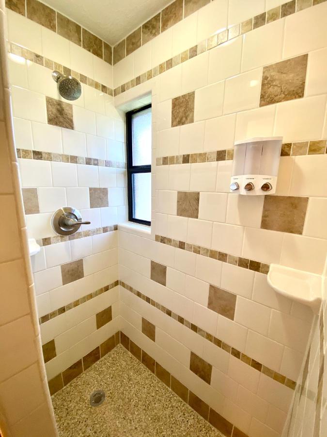 Near To Ouhsc Hospitals-Garage Studio أوكلاهوما سيتي المظهر الخارجي الصورة